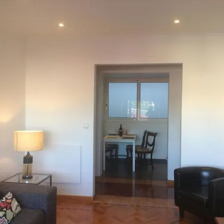Large Flat 2 Suites Liberdade Rossio Appartamento Lisbona