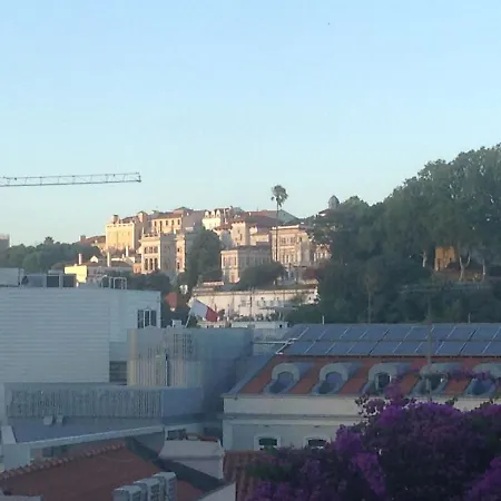 Large Flat 2 Suites Liberdade Rossio Lissabon