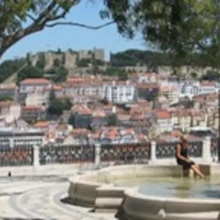 Large Flat 2 Suites Liberdade Rossio Apartment