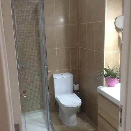 Large Flat 2 Suites Liberdade Rossio * Lisbona