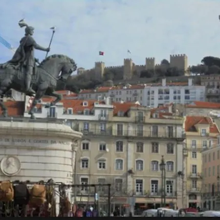Apartment Large Flat 2 Suites Liberdade Rossio Lissabon